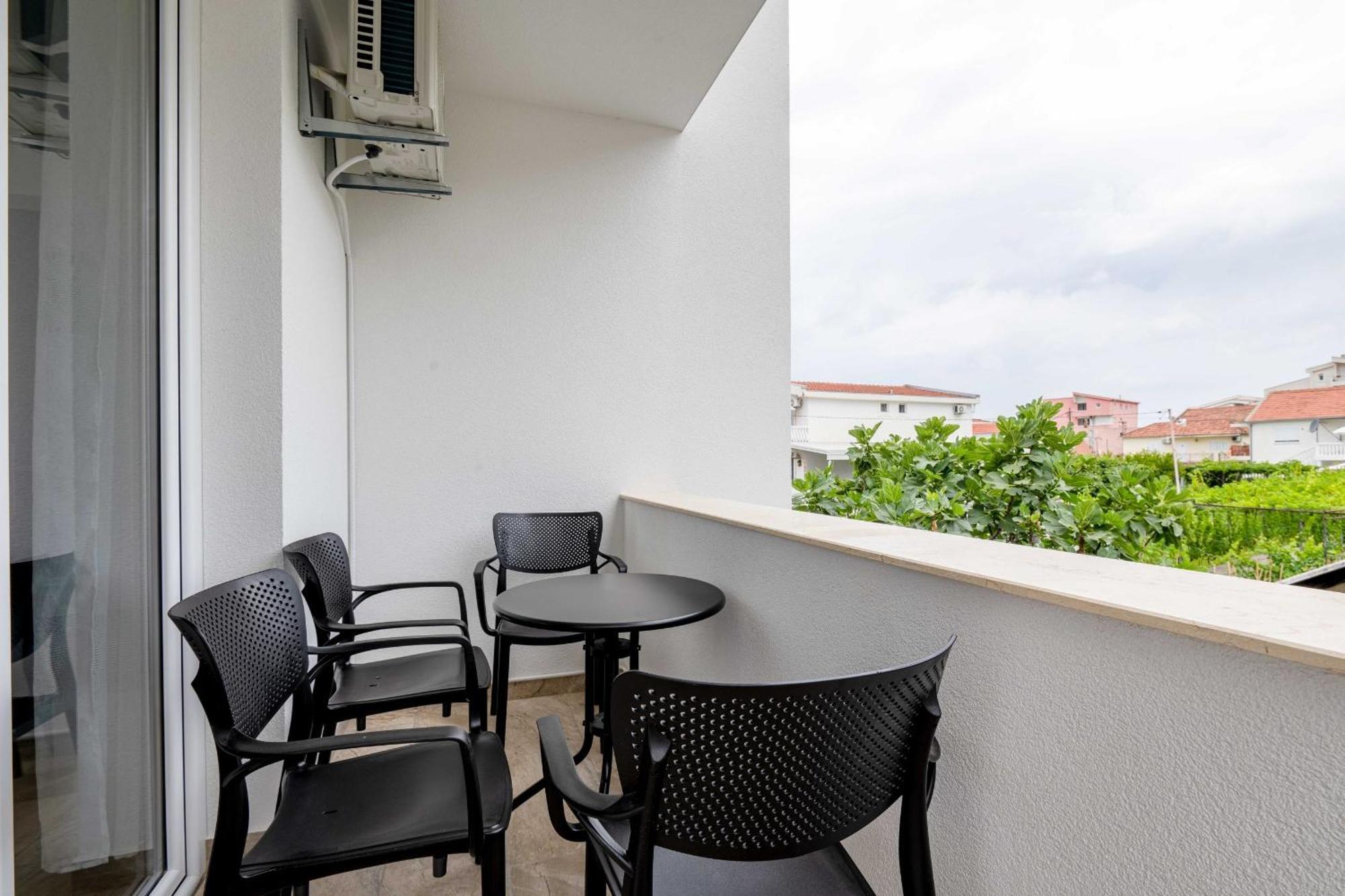 Apartments Milivojevic Bar Habitación foto